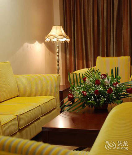 Vienna Hotel Shenzhen Pingdi Exterior photo